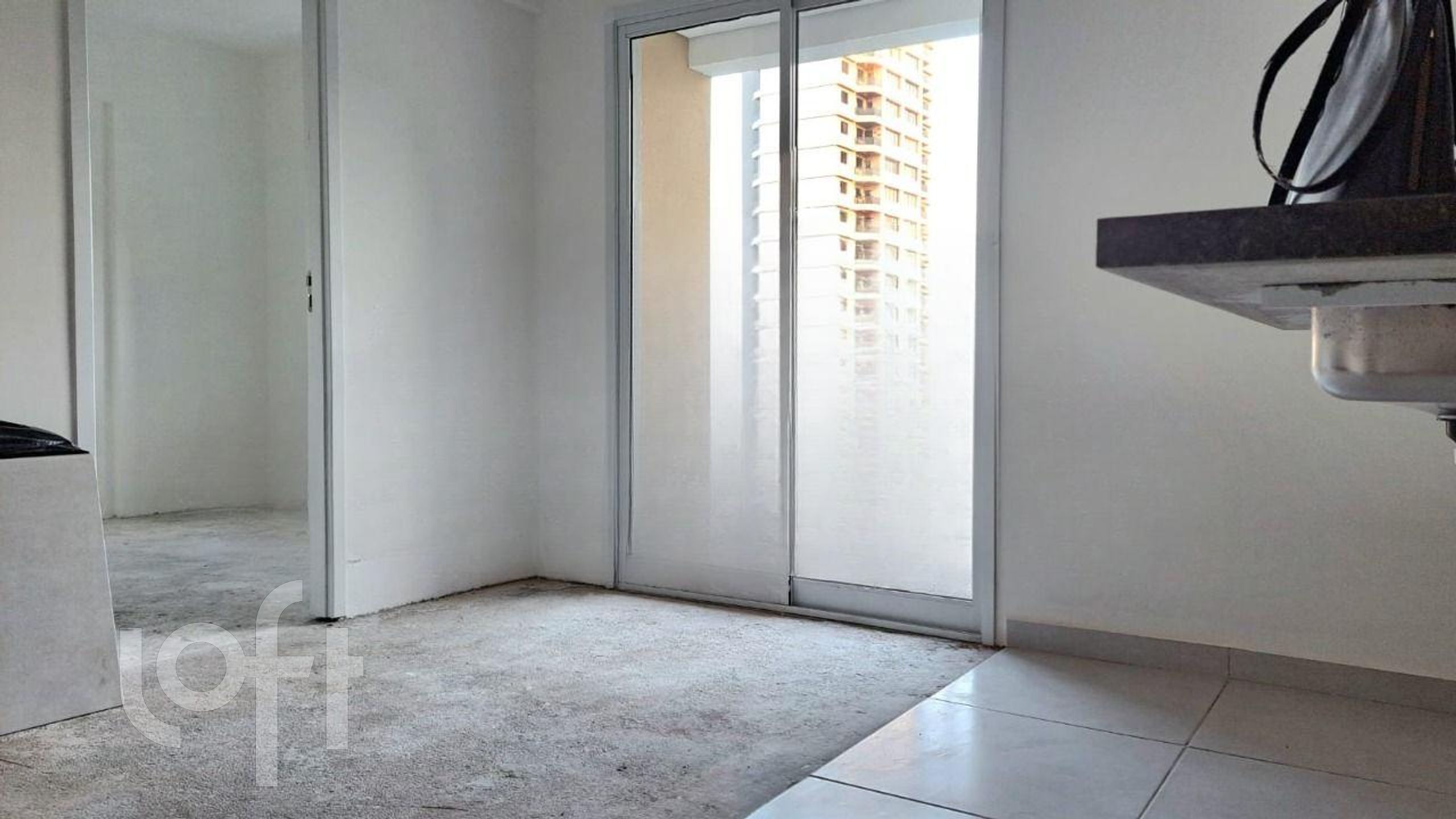 Apartamento à venda com 1 quarto, 30m² - Foto 27