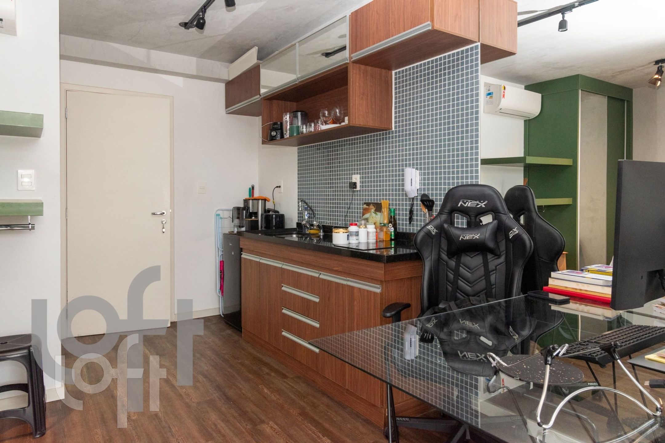 Apartamento à venda com 1 quarto, 27m² - Foto 11