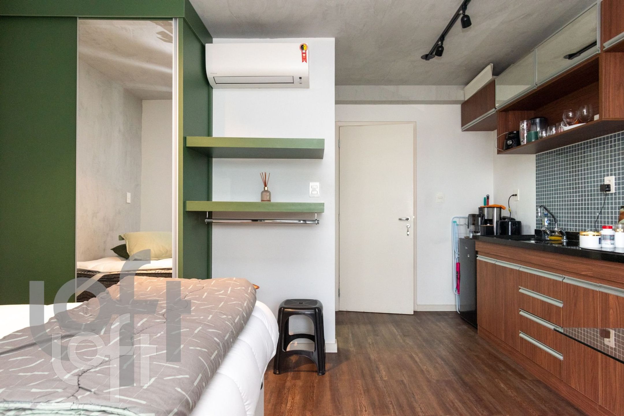 Apartamento à venda com 1 quarto, 27m² - Foto 6