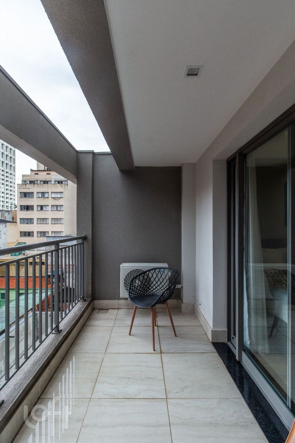 Apartamento à venda com 1 quarto, 27m² - Foto 9