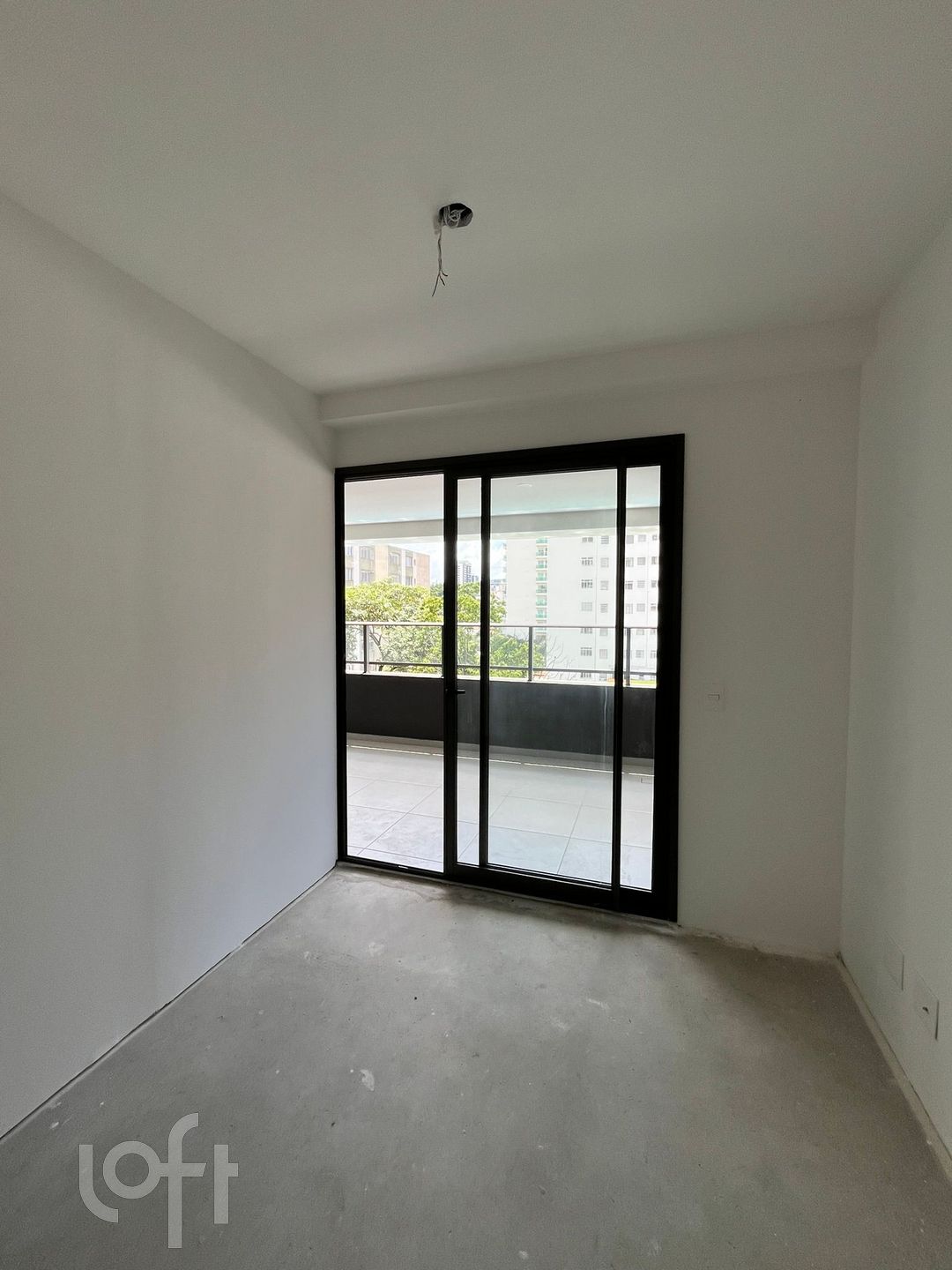 Apartamento à venda com 3 quartos, 83m² - Foto 1