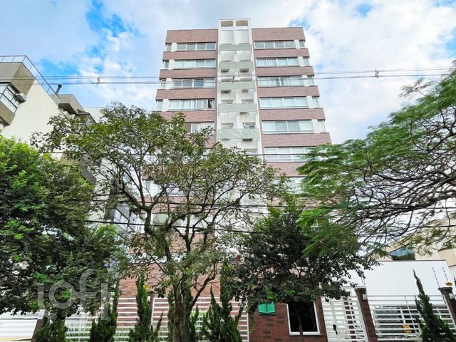 Apartamento com 72m², 2 dormitórios, 2 suítes, 2 vagas, Jardim Botânico em Porto Alegre