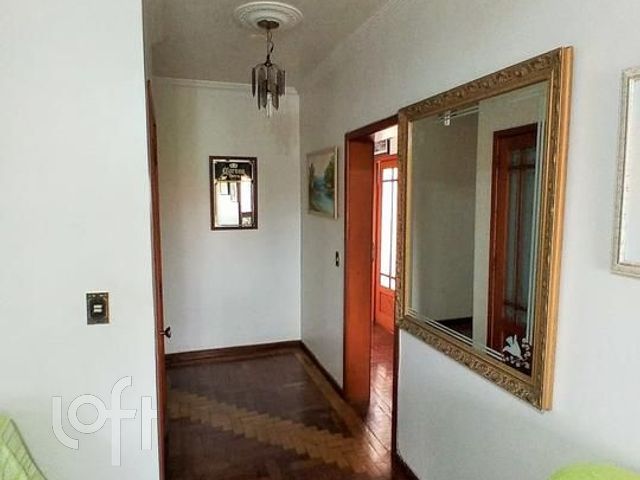 Casa com 286m², 3 dormitórios, 1 suíte, 2 vagas, São João em Porto Alegre