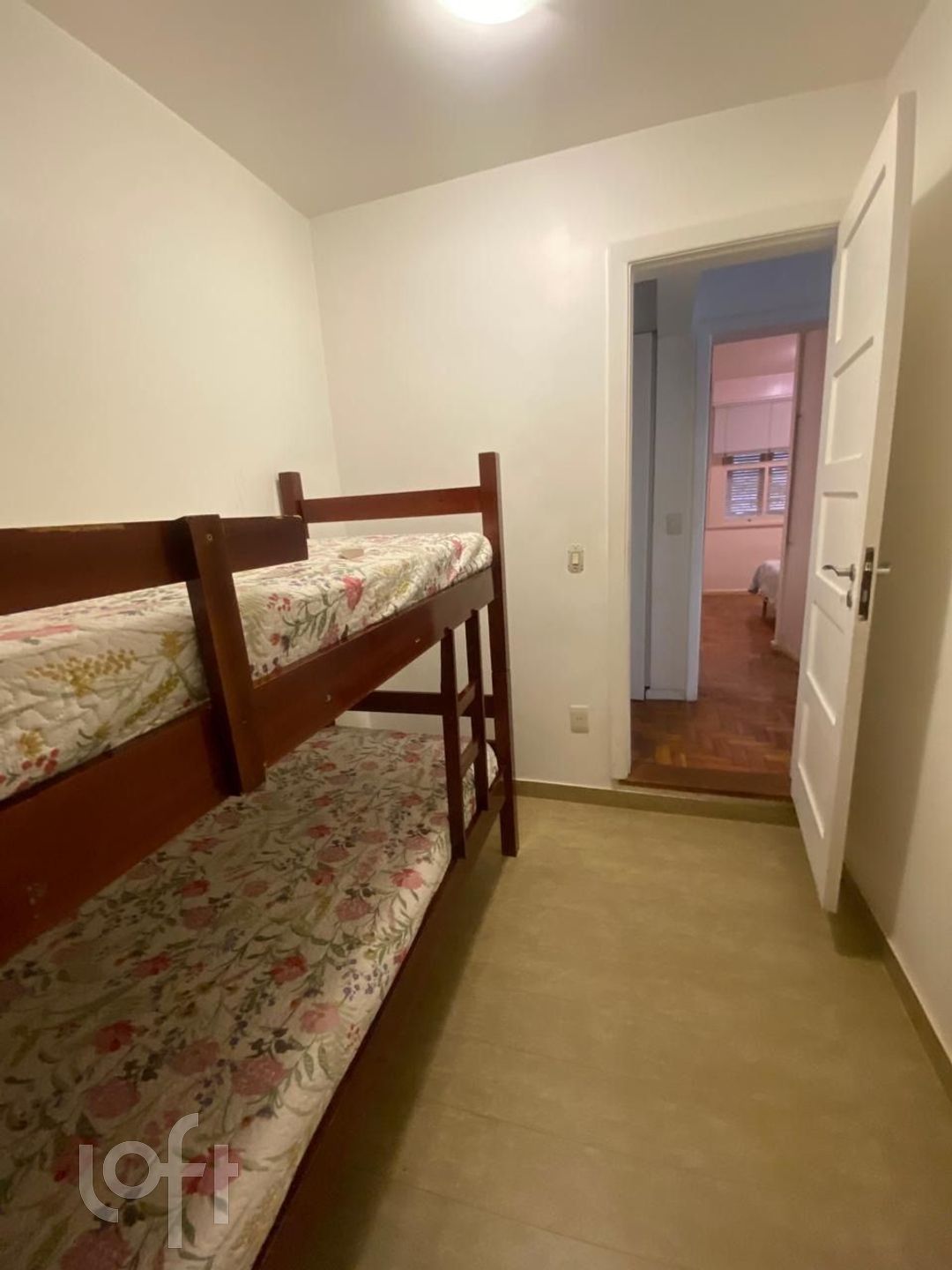 Apartamento à venda com 3 quartos, 140m² - Foto 12