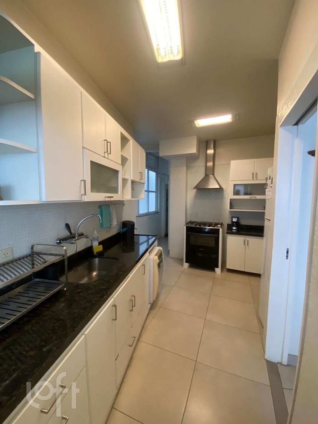 Apartamento à venda com 3 quartos, 140m² - Foto 14