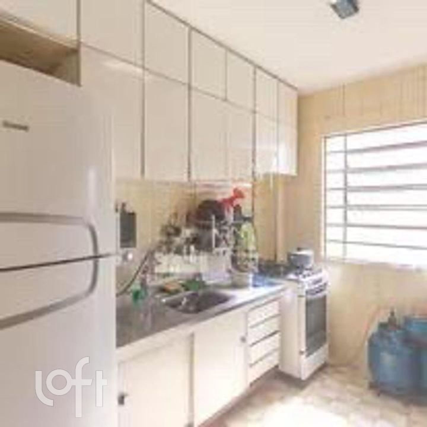 Apartamento à venda com 3 quartos, 135m² - Foto 4