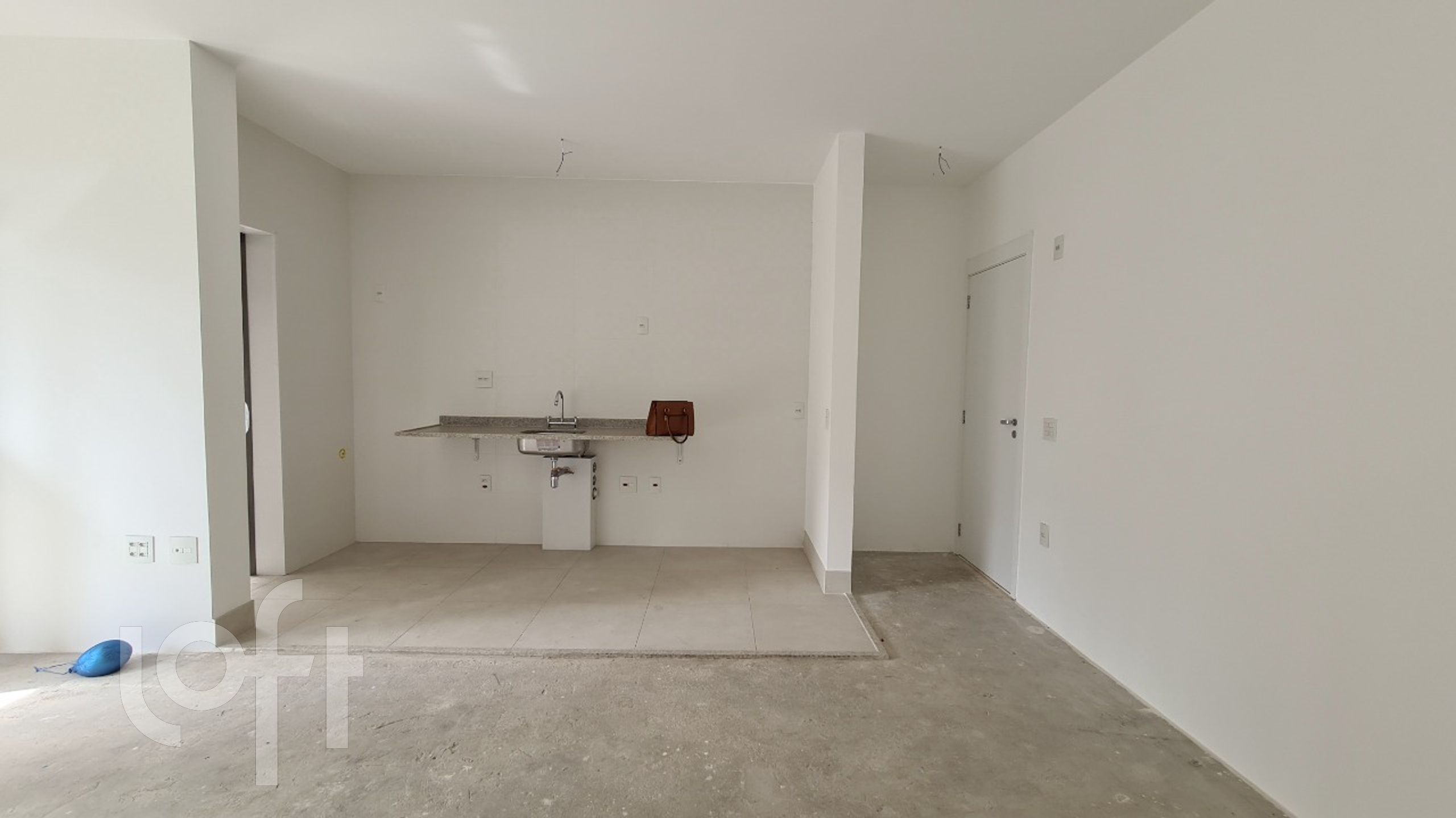 Apartamento à venda com 2 quartos, 76m² - Foto 10