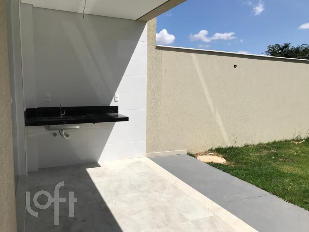 Casa à venda com 4 quartos, 185m² - Foto 13