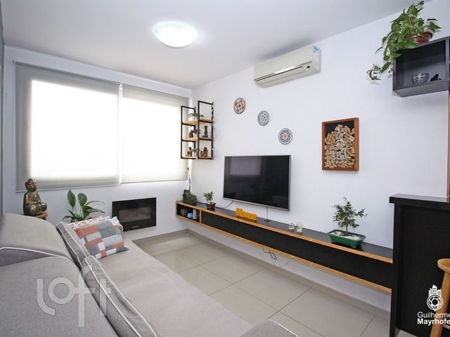 Apartamento com 59m², 2 dormitórios, 1 suíte, 1 vaga, São João em Porto Alegre