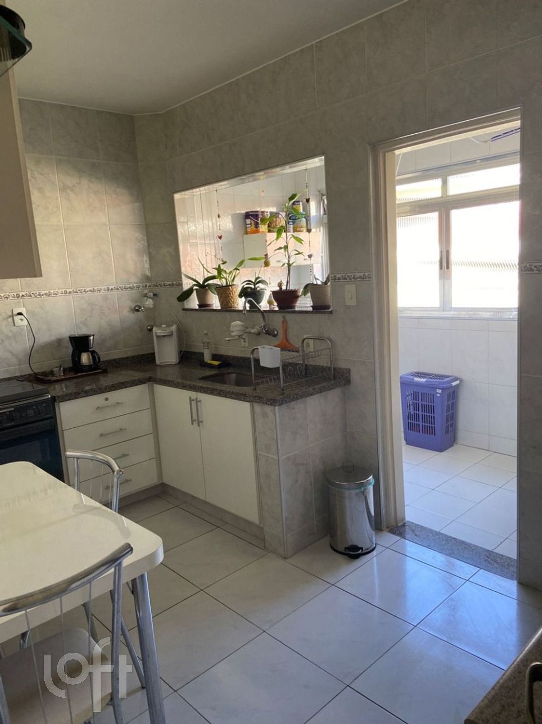 Apartamento à venda com 3 quartos, 100m² - Foto 3