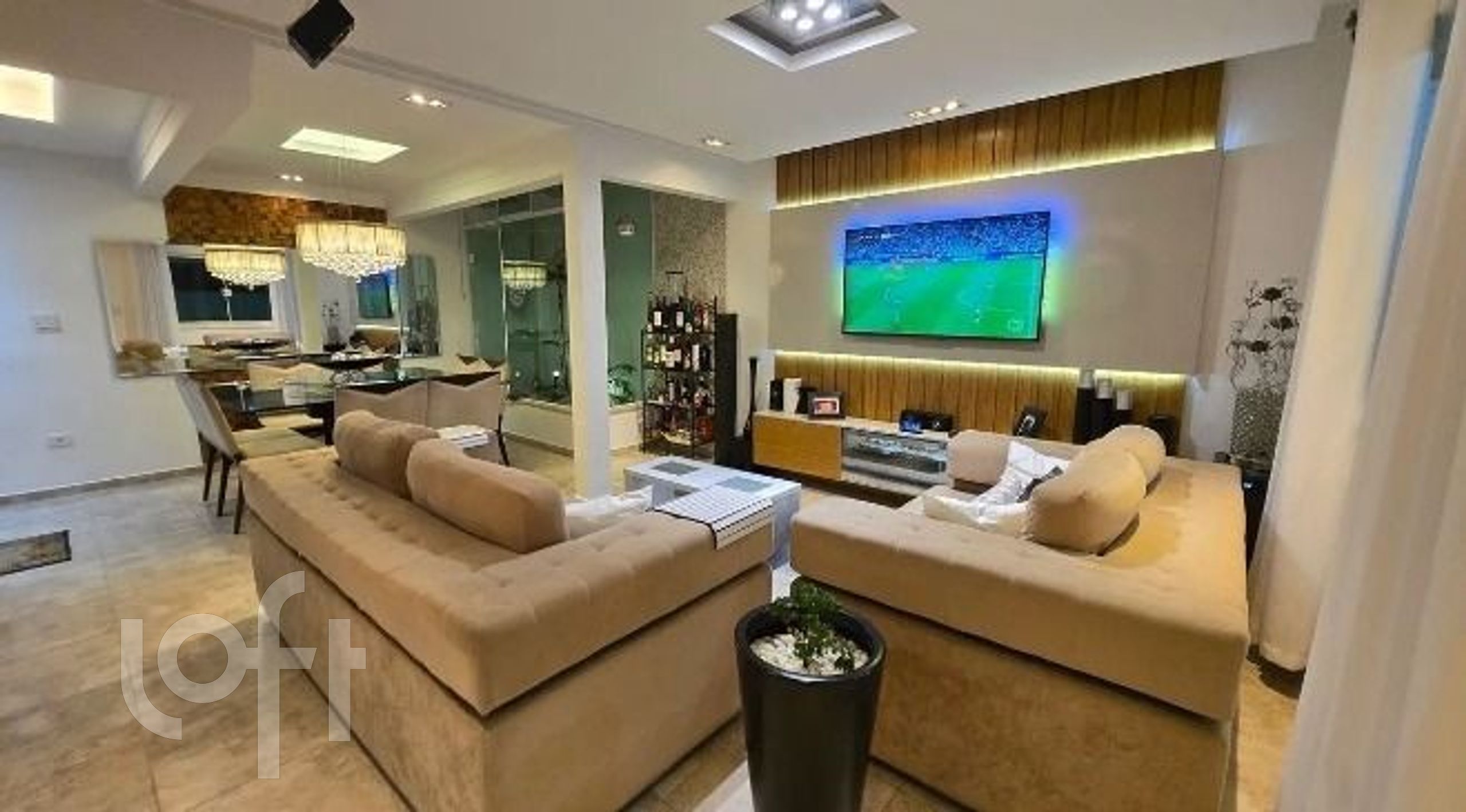 Casa à venda em Água Rasa com 290 m², 3 quartos, 1