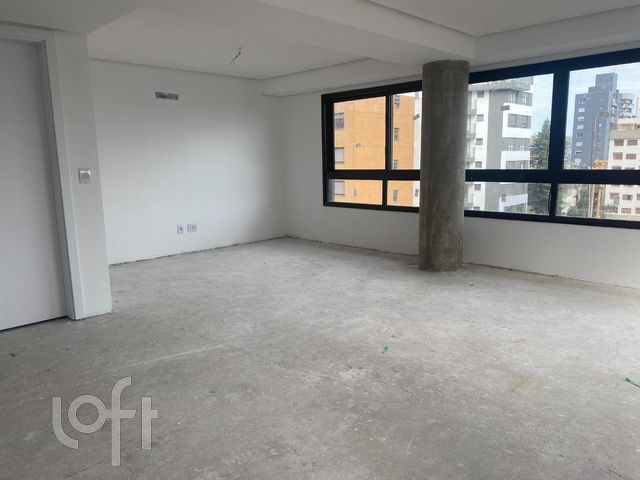 Apartamento com 131m², 3 dormitórios, 3 suítes, 3 vagas, Petrópolis em Porto Alegre