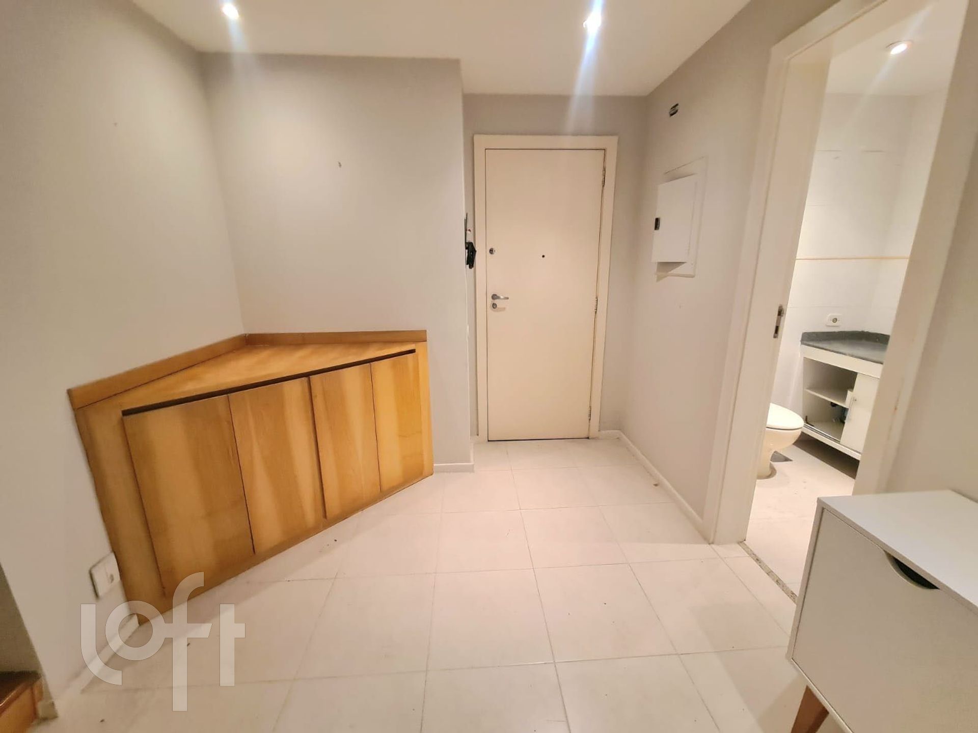 Apartamento à venda com 2 quartos, 95m² - Foto 17