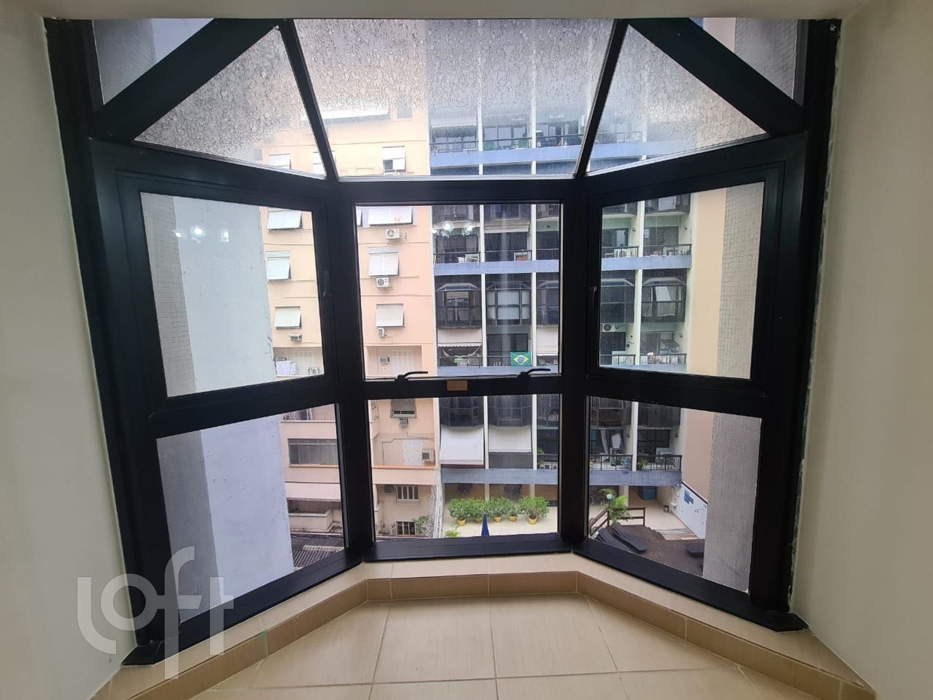 Apartamento à venda com 2 quartos, 95m² - Foto 36