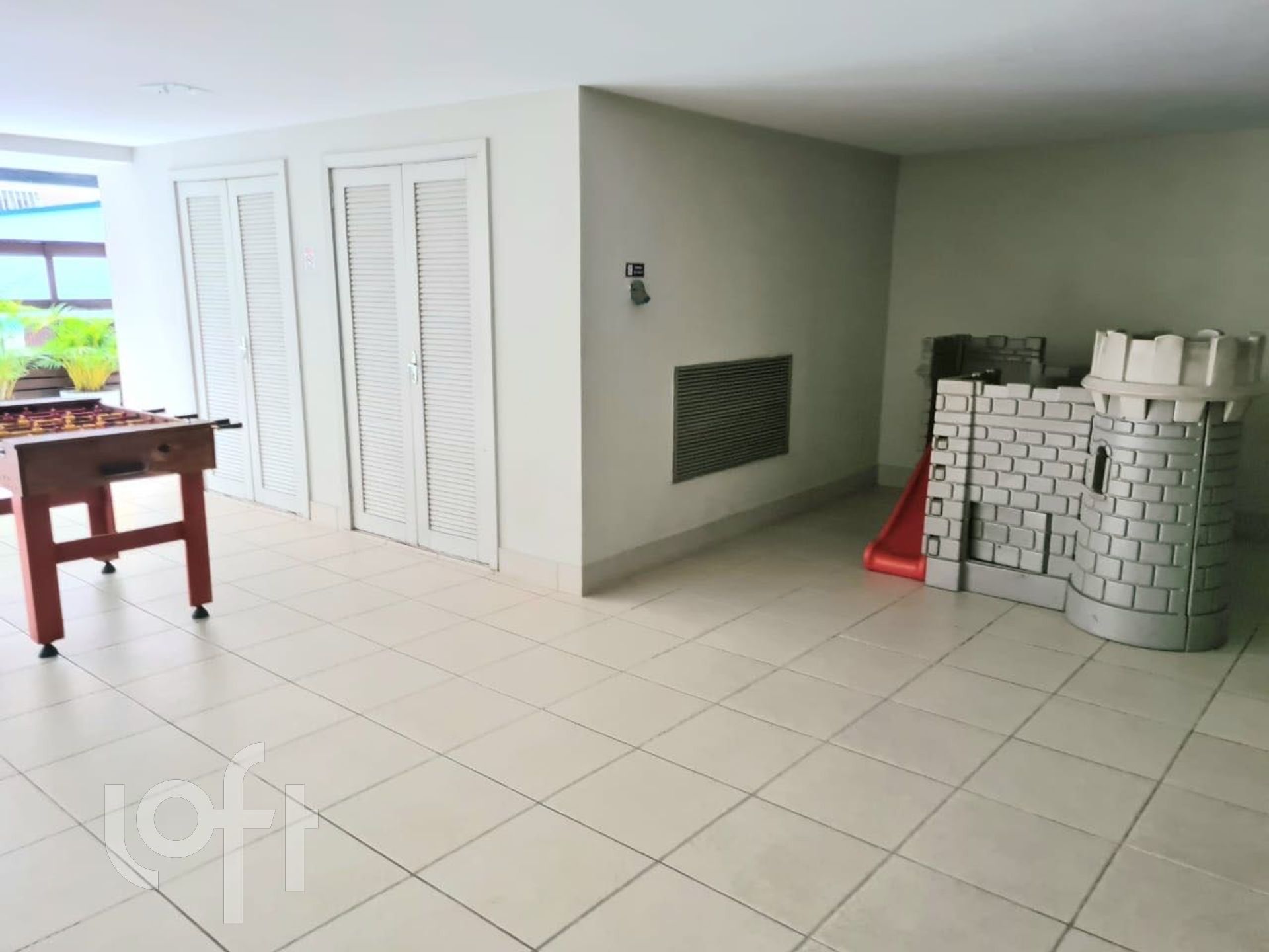 Apartamento à venda com 2 quartos, 95m² - Foto 40