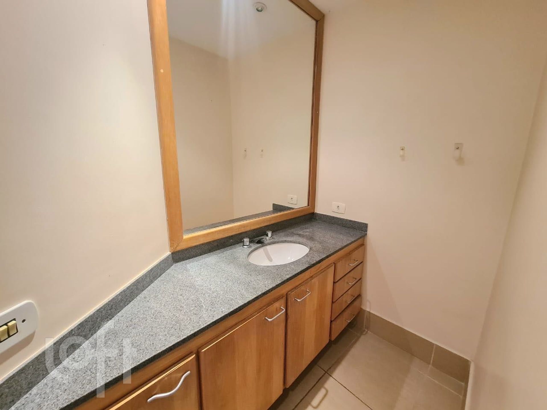 Apartamento à venda com 2 quartos, 95m² - Foto 27