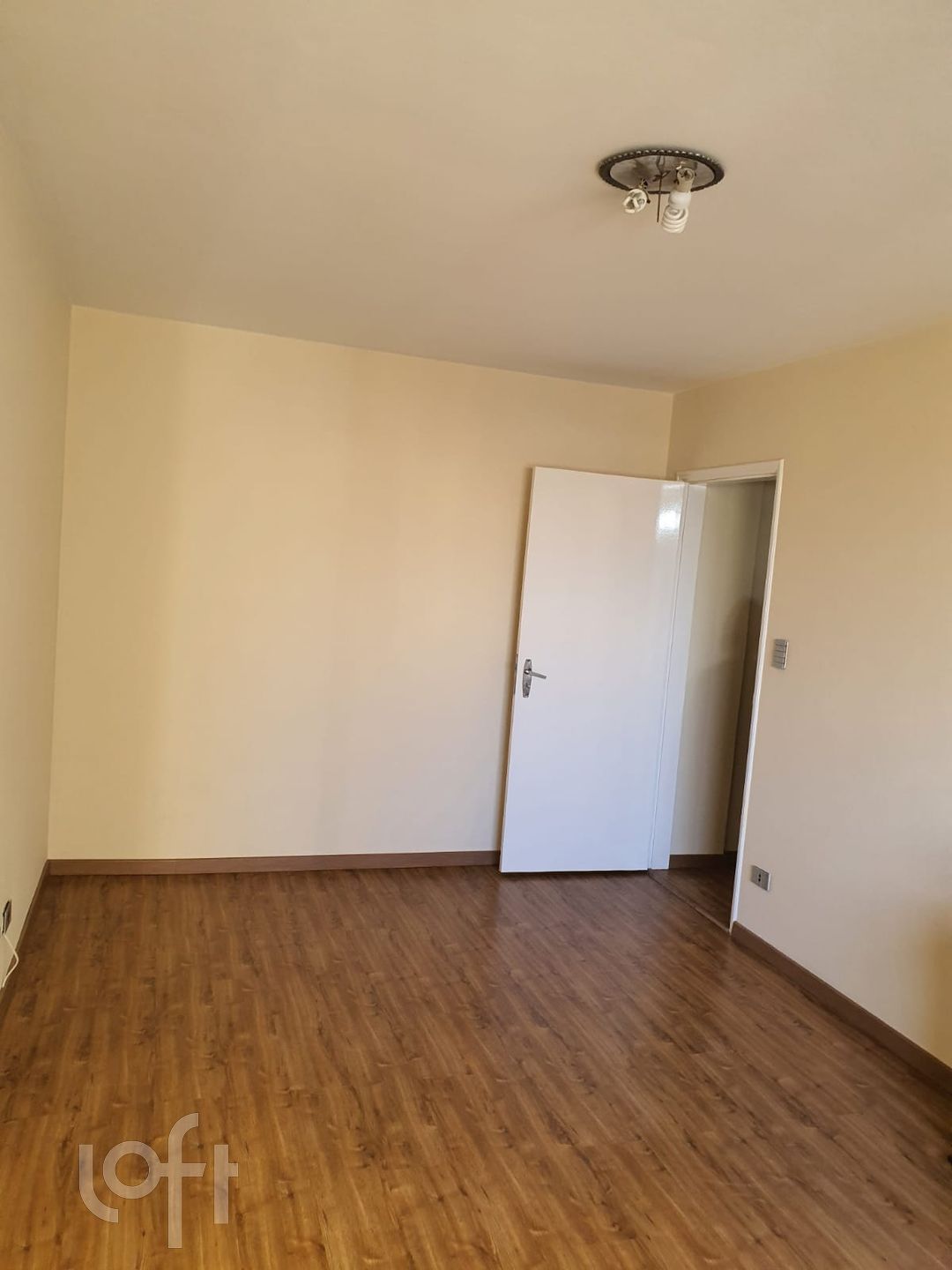 Apartamento à venda com 1 quarto, 57m² - Foto 7