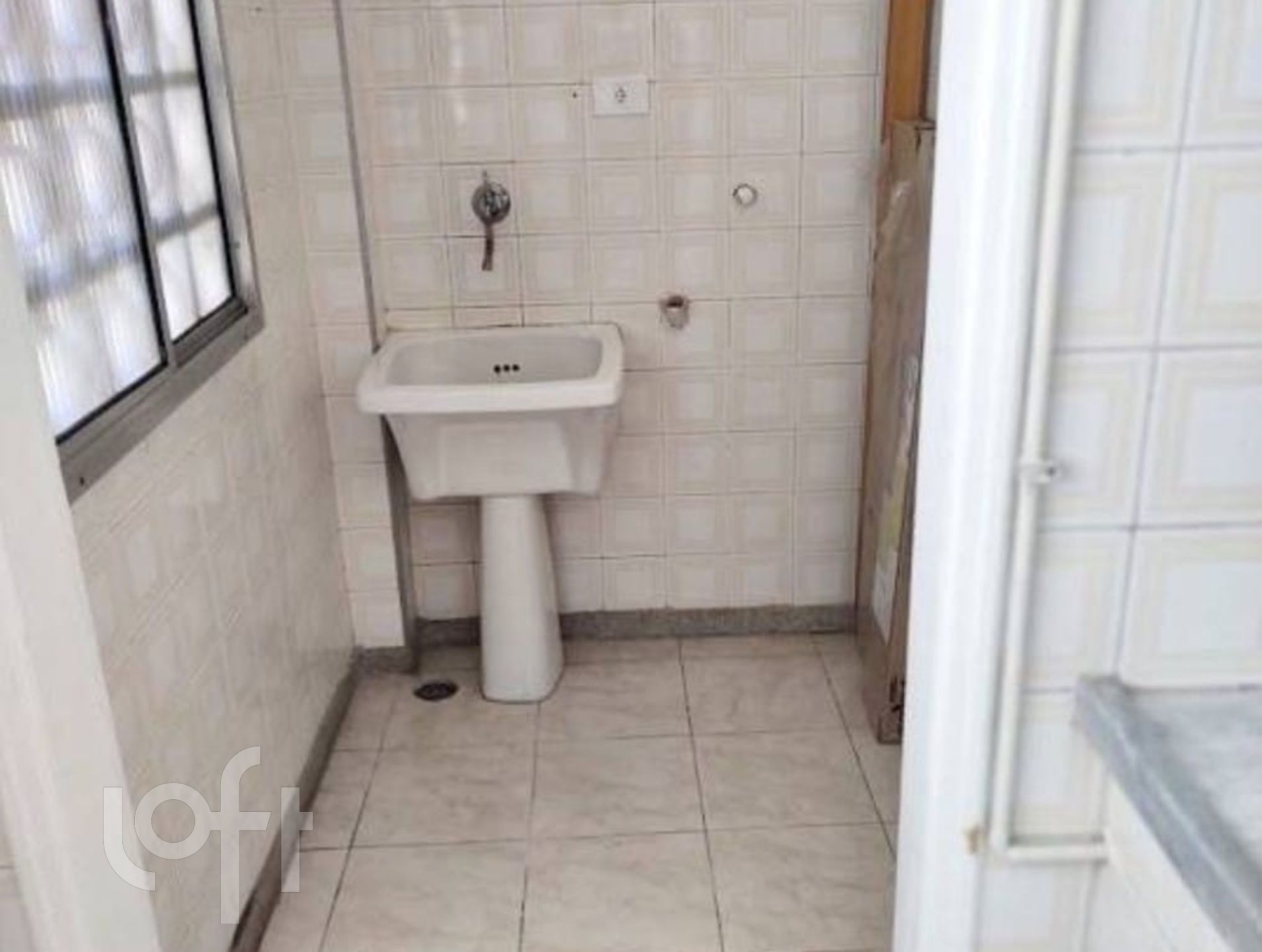 Apartamento à venda com 1 quarto, 57m² - Foto 13