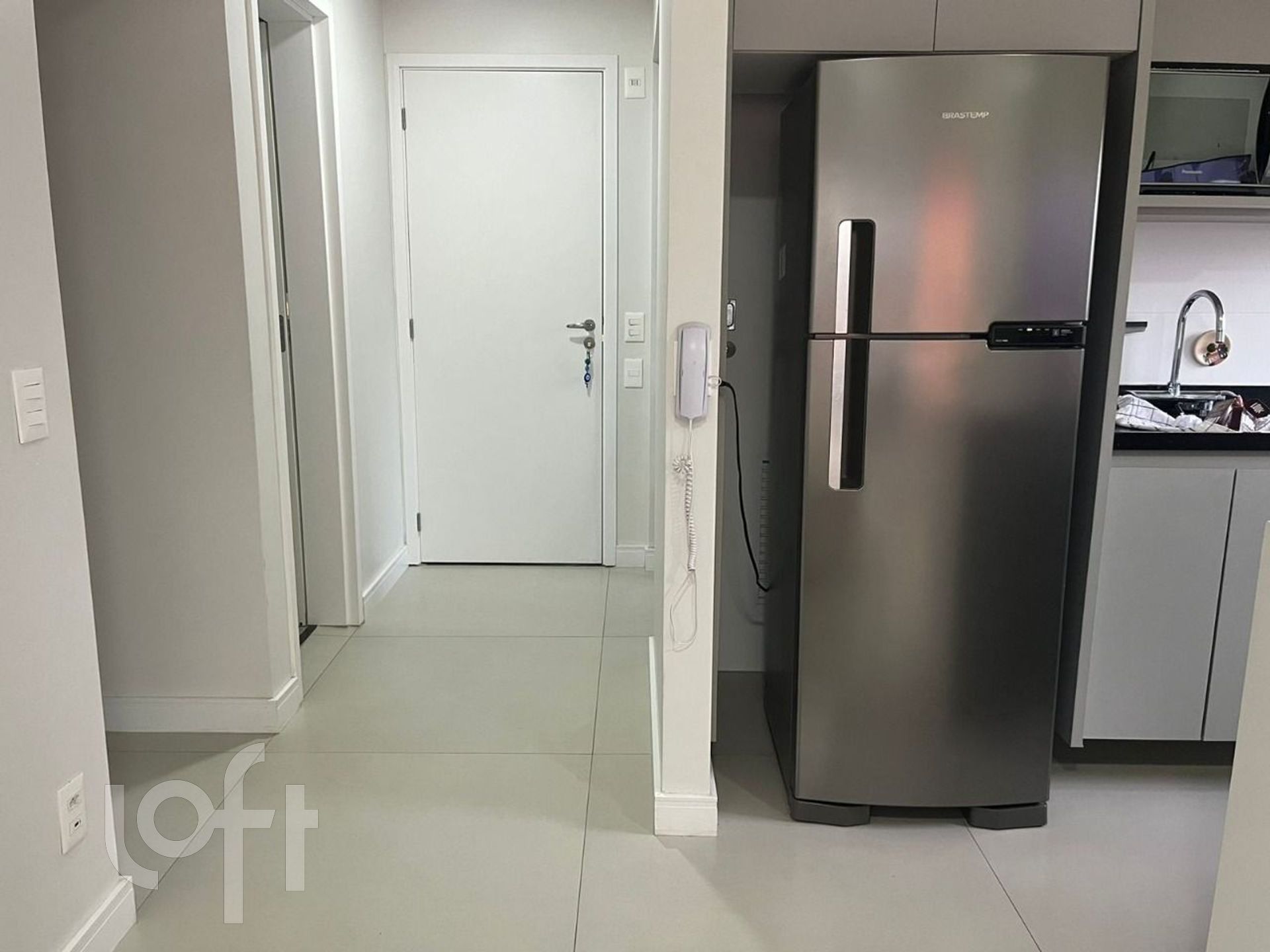 Apartamento à venda com 2 quartos, 76m² - Foto 4