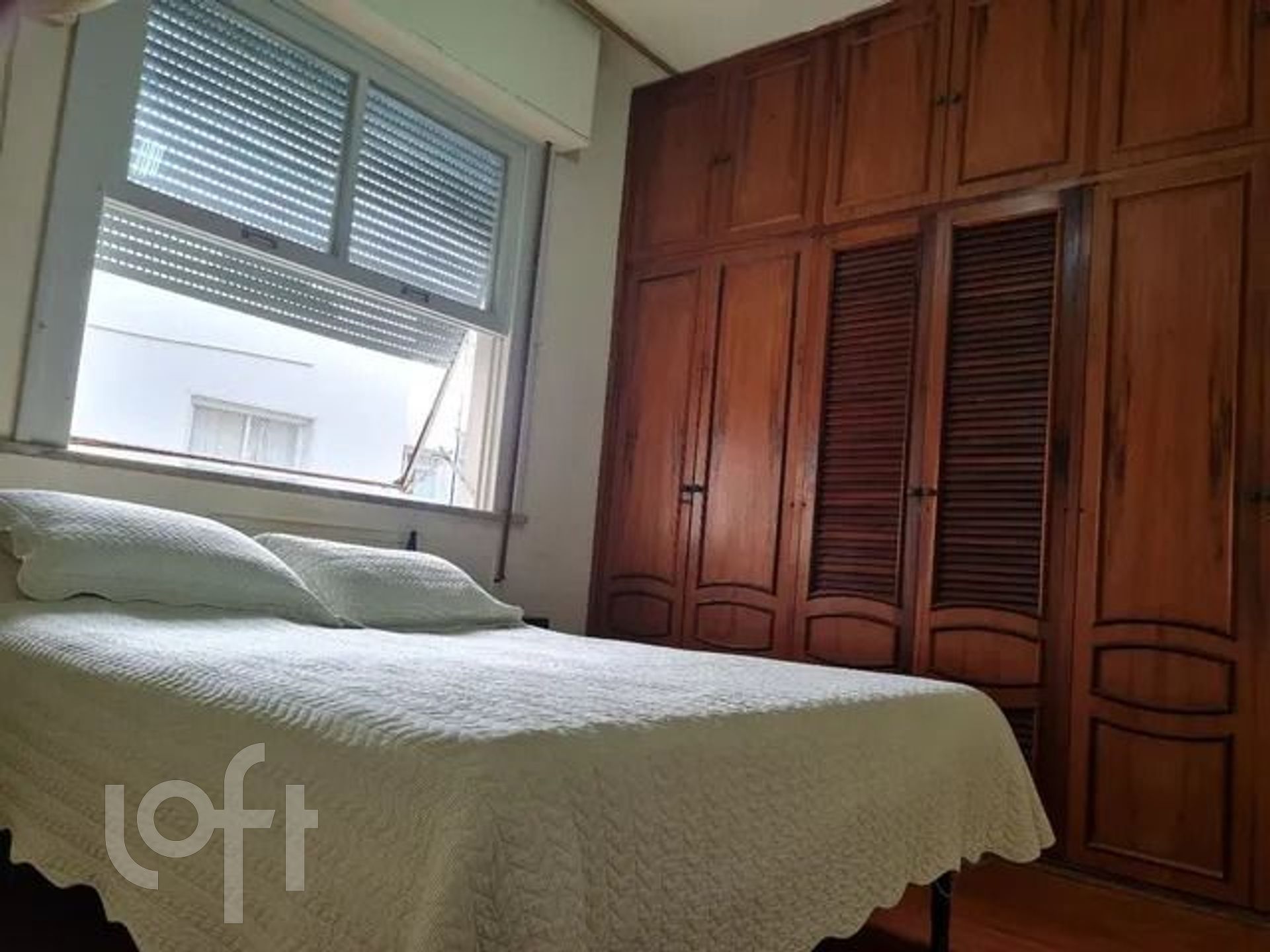 Apartamento à venda com 4 quartos, 107m² - Foto 2