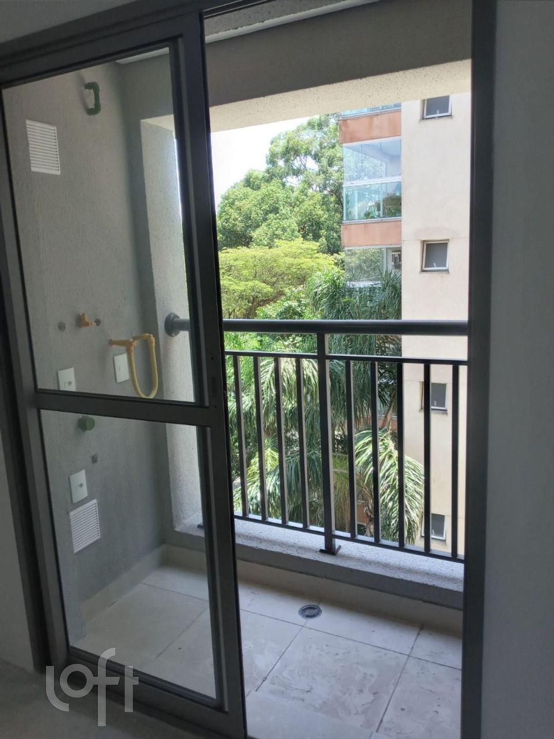 Apartamento à venda com 1 quarto, 28m² - Foto 7