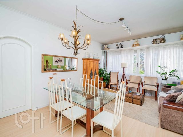 Apartamento com 114m², 3 dormitórios, 1 suíte, 1 vaga, Moinhos de Vento em Porto Alegre