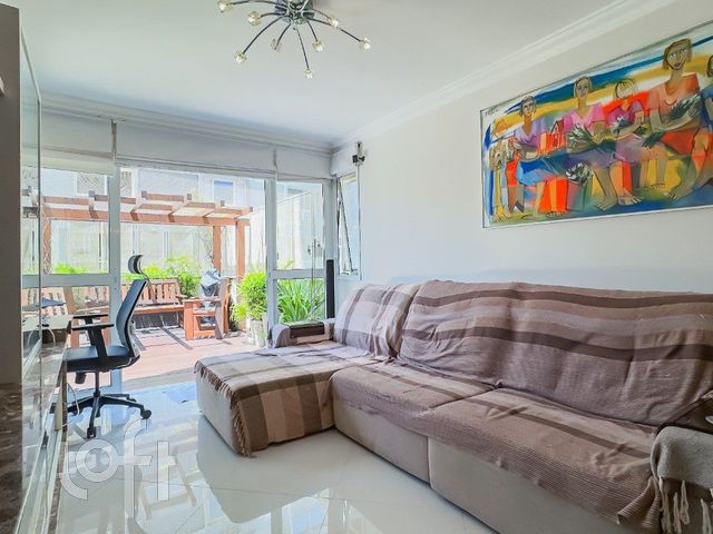 Apartamento com 111m², 2 dormitórios, 1 suíte, 2 vagas, Petrópolis em Porto Alegre