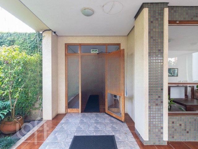 Apartamento com 77m², 3 dormitórios, 1 suíte, 1 vaga, Menino Deus em Porto Alegre