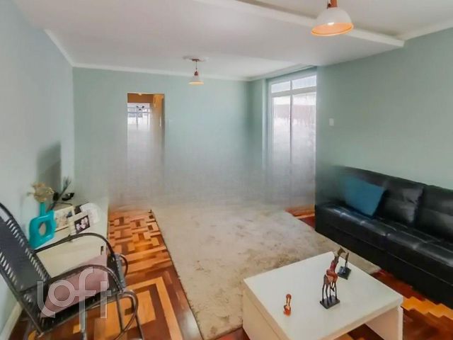 Casa com 216m², 3 dormitórios, 1 suíte, Petrópolis em Porto Alegre