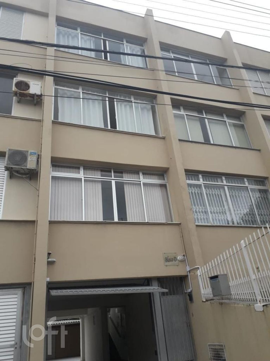 VENDA &#8211; Apartamento de 2 quartos no bairro Coqueiros, Florianópolis &#8211; 10958