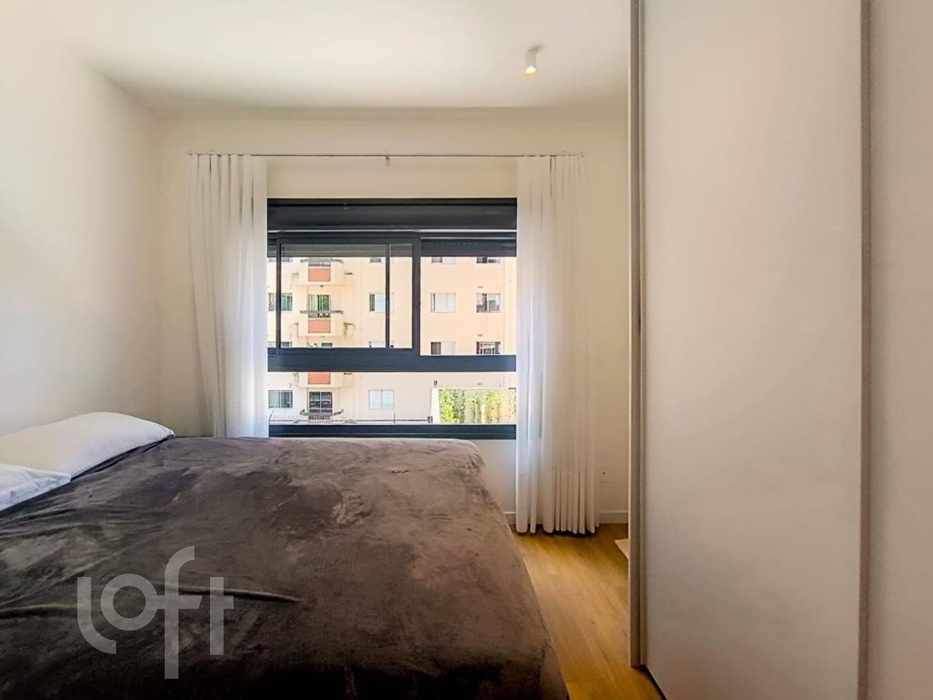 Apartamento à venda com 3 quartos, 134m² - Foto 12