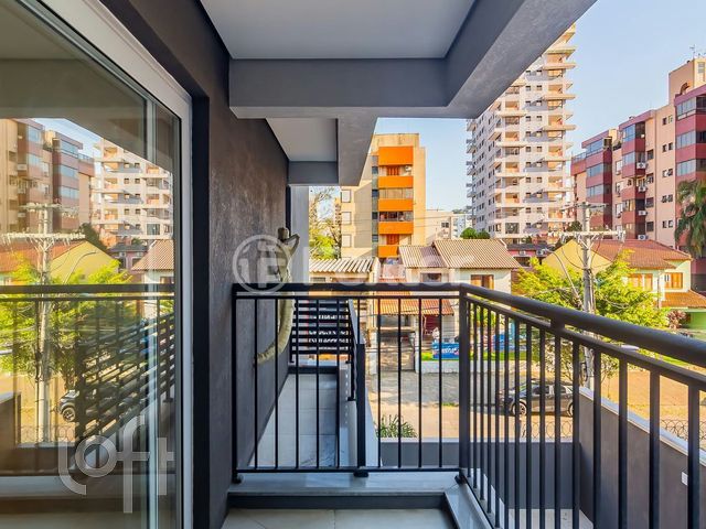 Apartamento com 66m², 2 dormitórios, 1 suíte, 1 vaga, Menino Deus em Porto Alegre