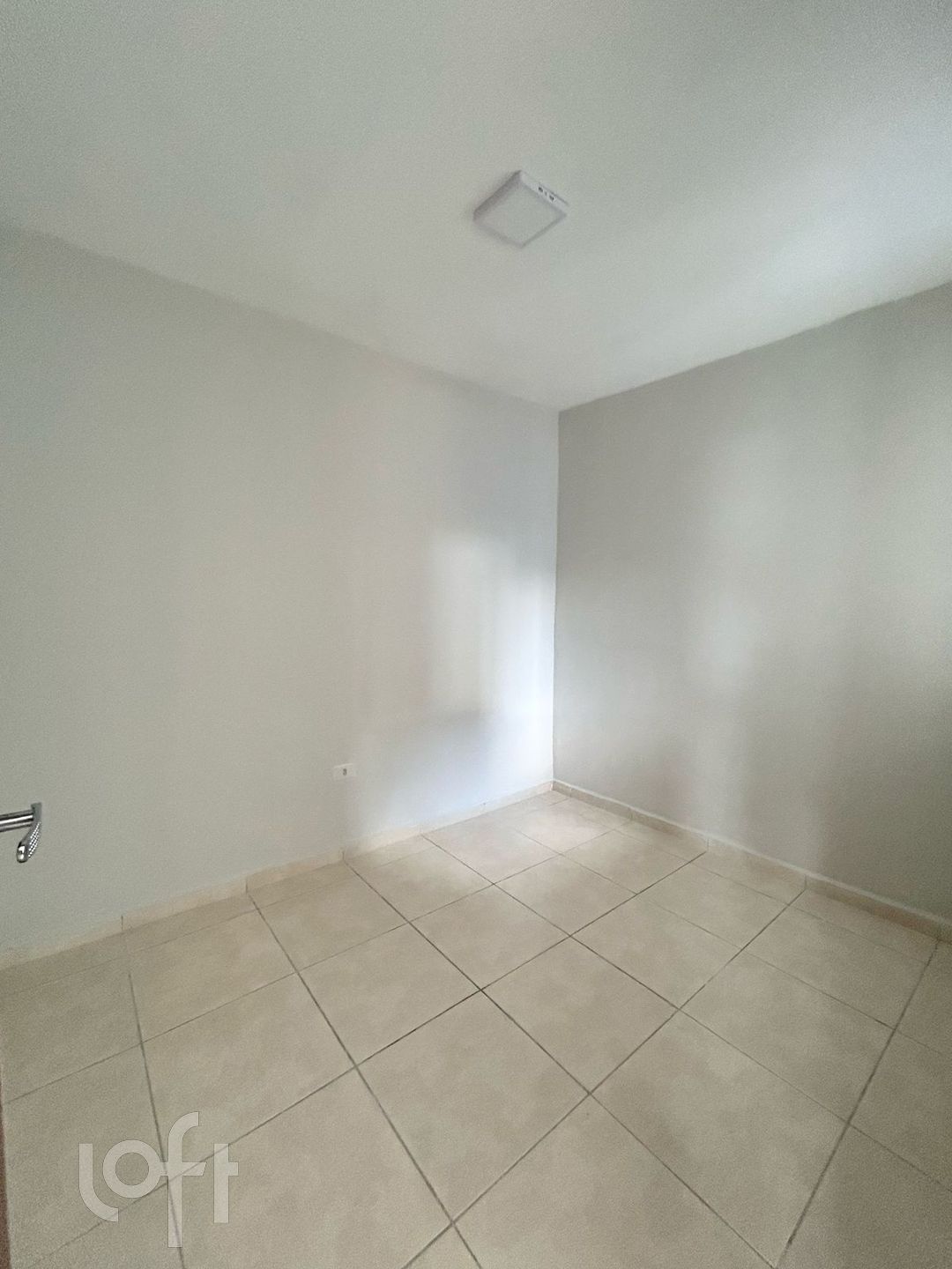 Apartamento à venda com 2 quartos, 39m² - Foto 8