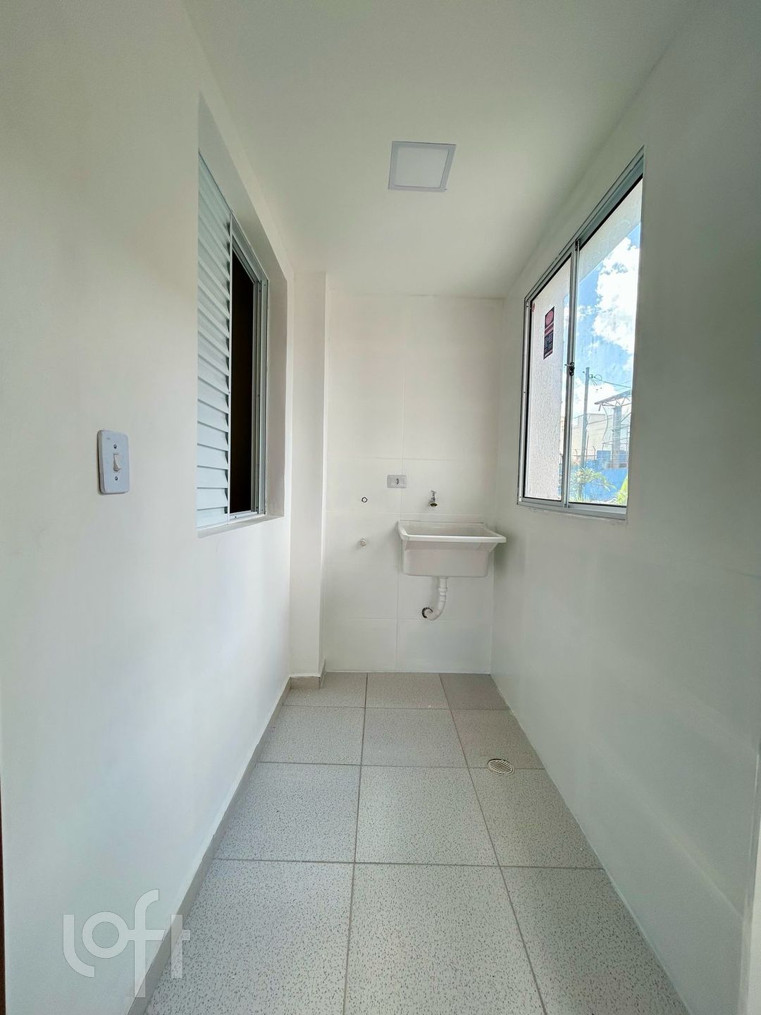 Apartamento à venda com 2 quartos, 39m² - Foto 5