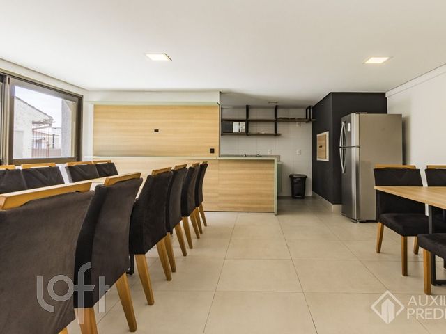 Apartamento com 59m², 2 dormitórios, 1 suíte, 1 vaga, Higienópolis em Porto Alegre