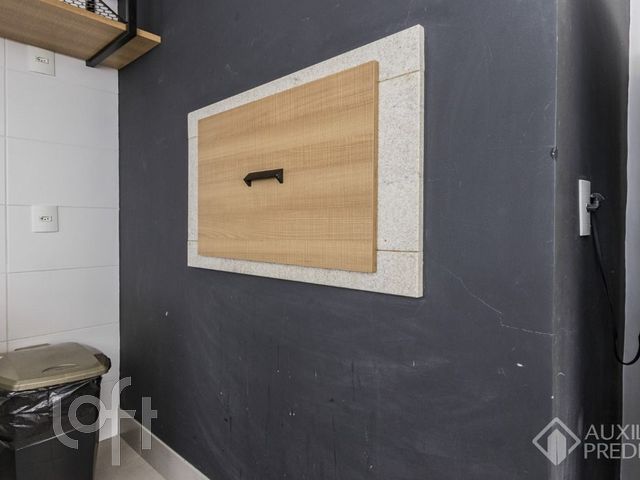 Apartamento com 59m², 2 dormitórios, 1 suíte, 1 vaga, Higienópolis em Porto Alegre