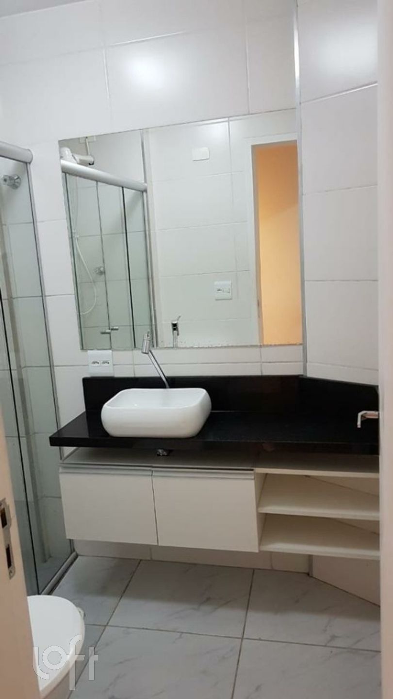 Apartamento à venda com 1 quarto, 34m² - Foto 2