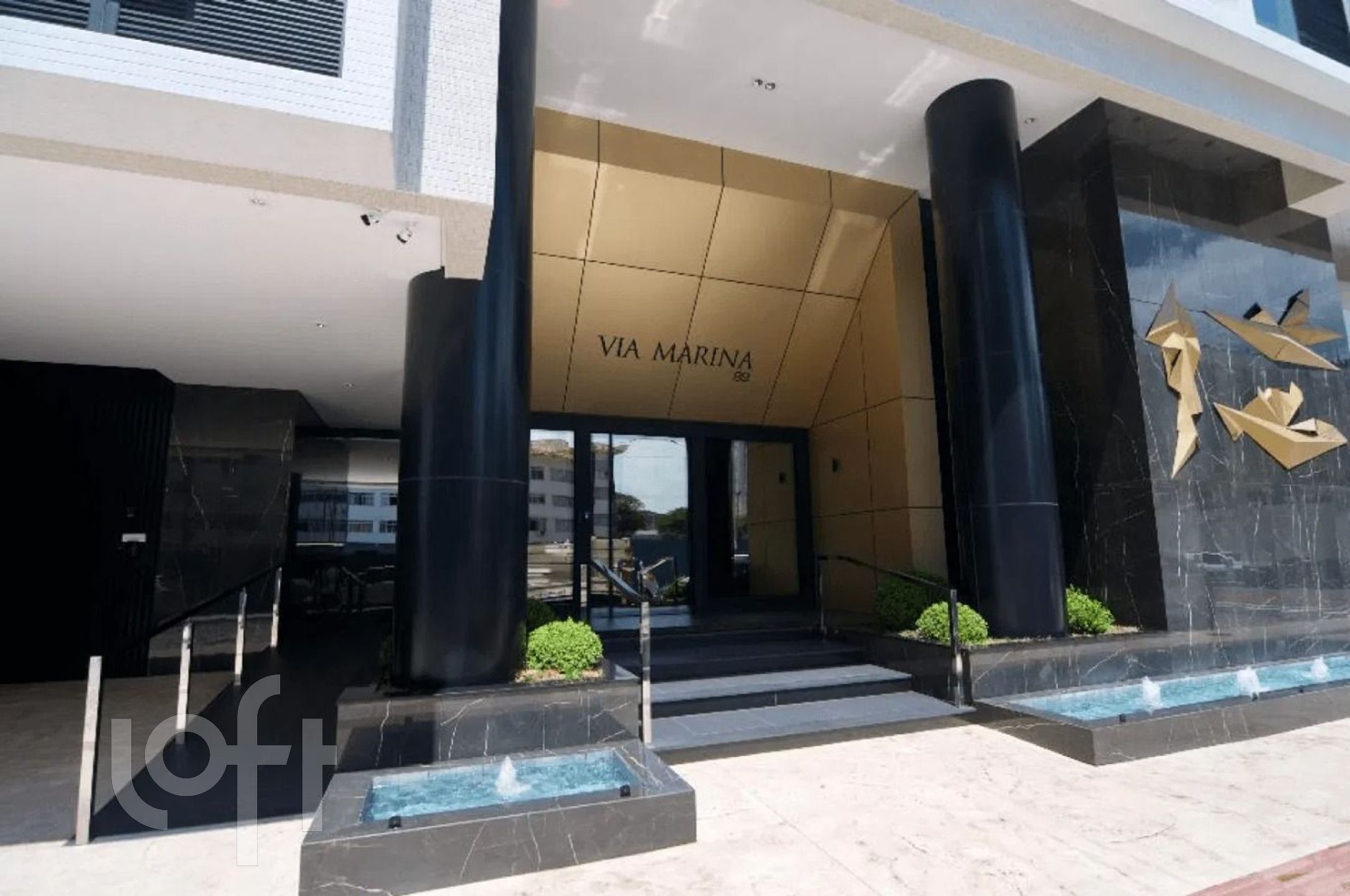 Apartamento à venda em Barra Sul com 153 m², 3 quartos, 3 suítes, 3 vagas