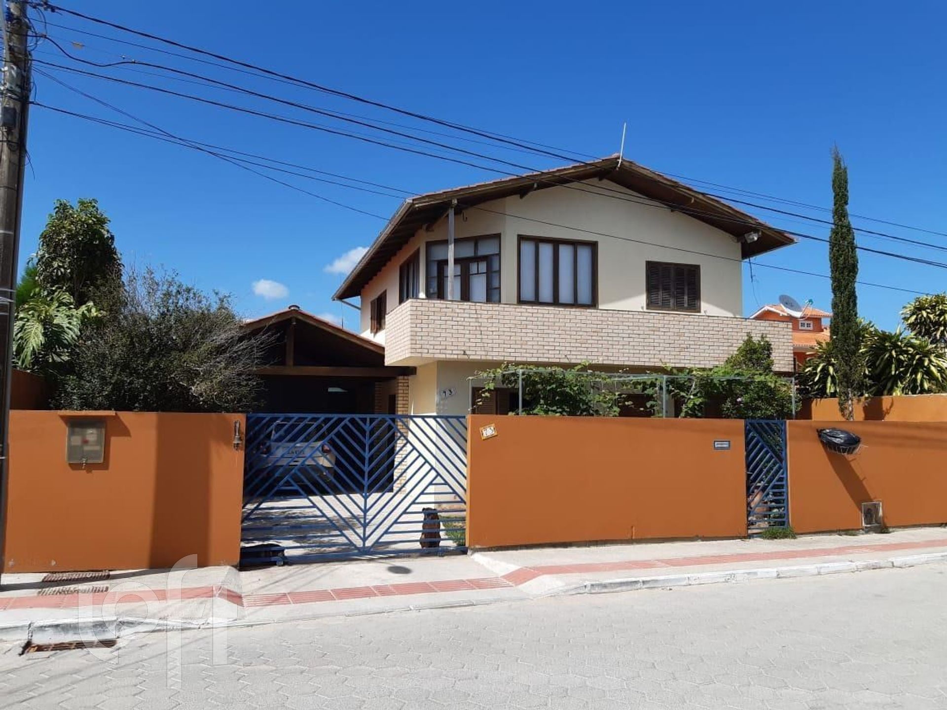 Casa Residencial com 183m², 5 quartos, 4 garagens, no bairro Campeche Sul em Florianópolis