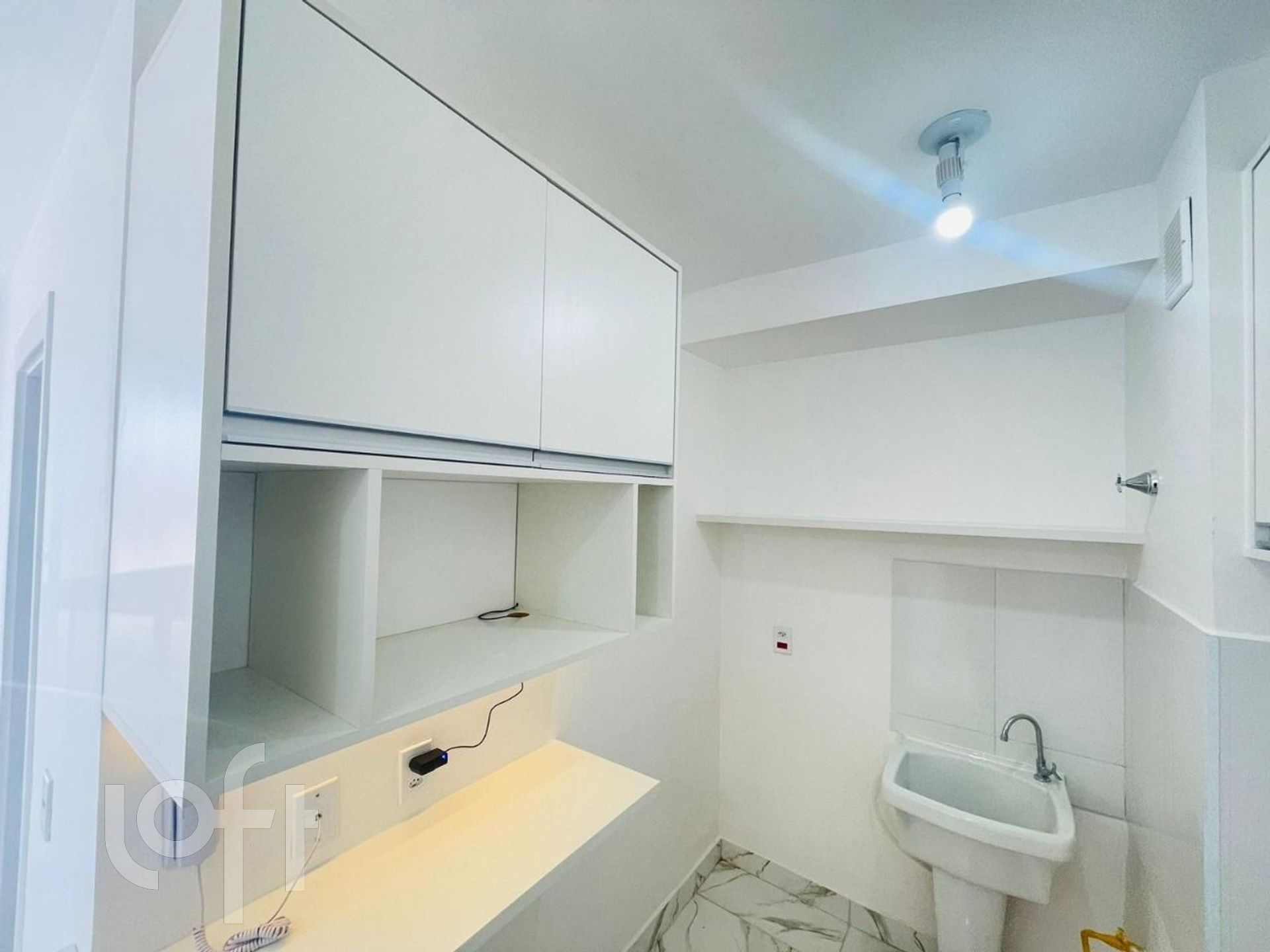 Apartamento à venda com 2 quartos, 38m² - Foto 7