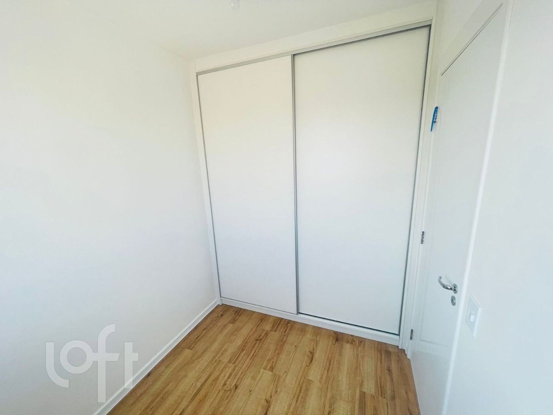 Apartamento à venda com 2 quartos, 38m² - Foto 18