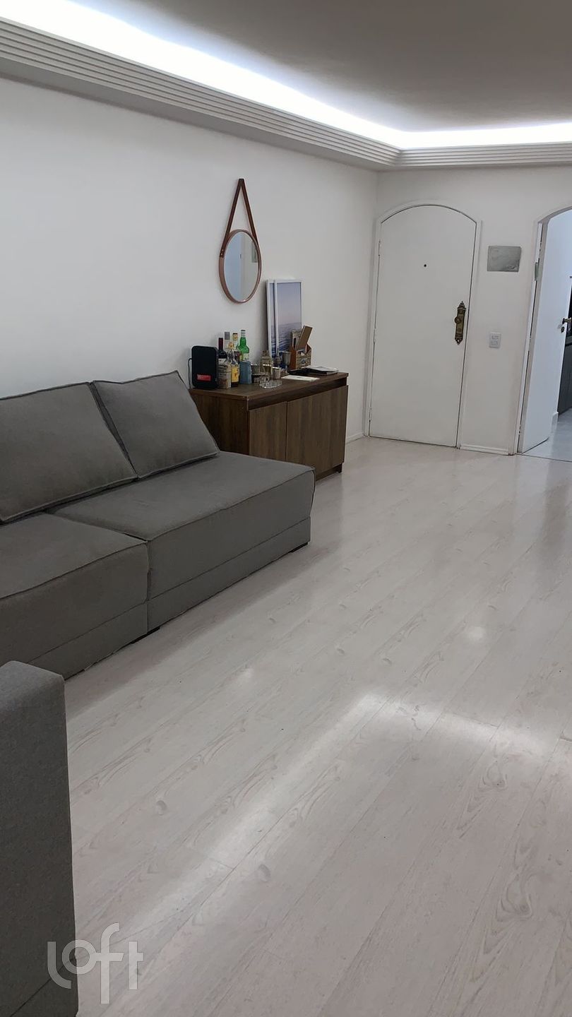 Apartamento à venda com 3 quartos, 119m² - Foto 1