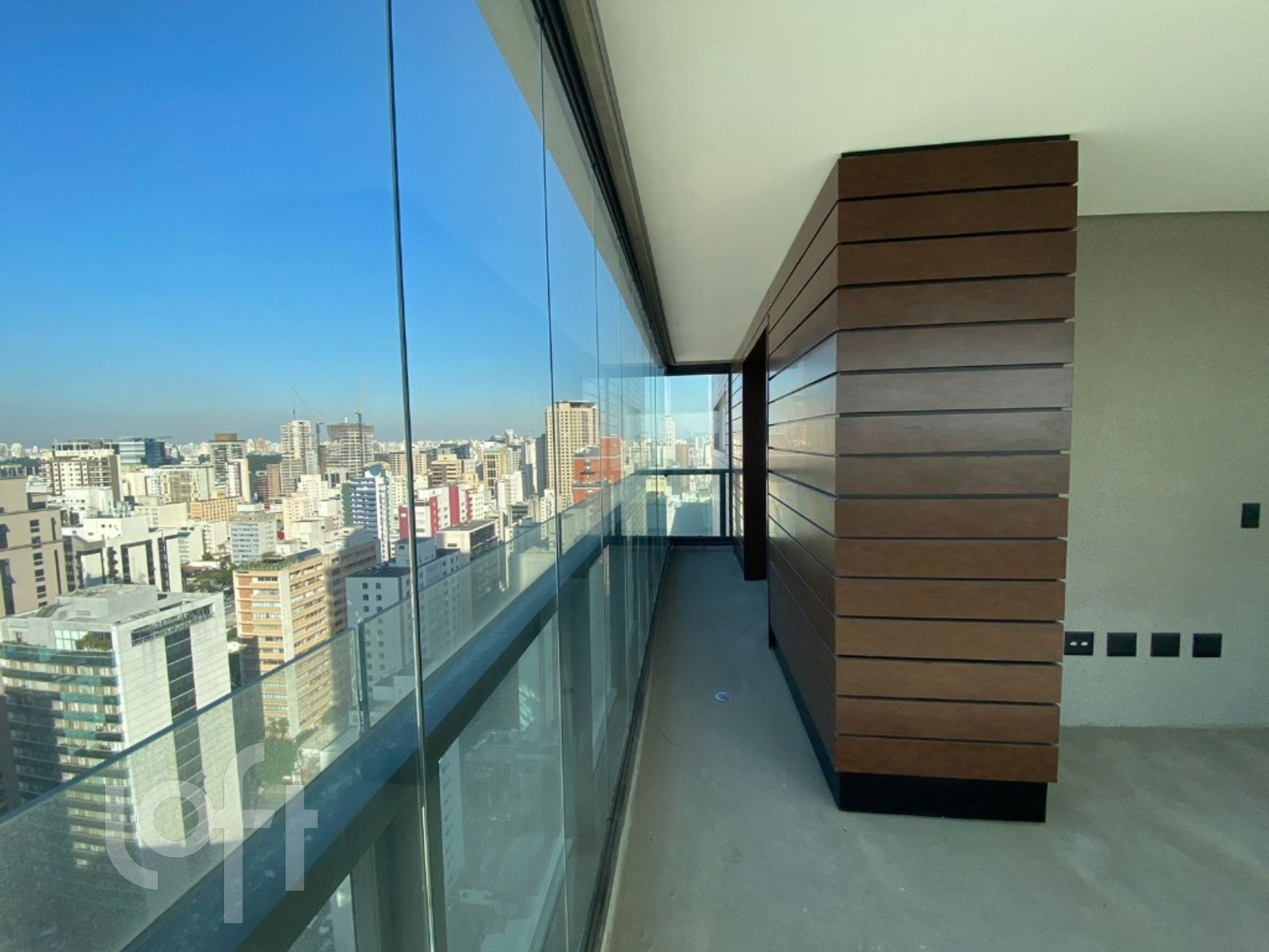 Apartamento à venda com 3 quartos, 288m² - Foto 4