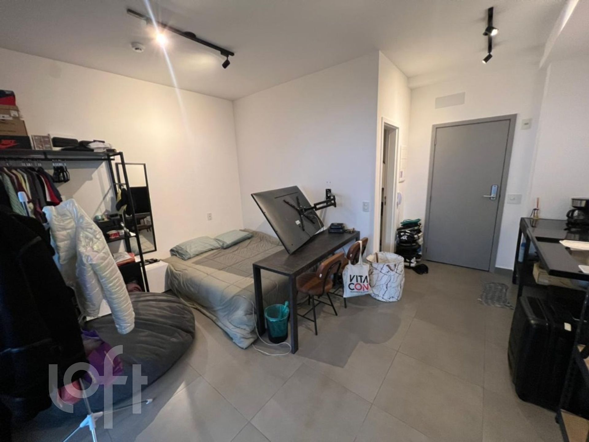 Apartamento à venda com 1 quarto, 32m² - Foto 11