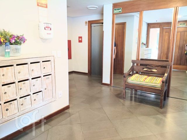 Apartamento com 80m², 2 dormitórios, 1 suíte, Jardim Europa em Porto Alegre