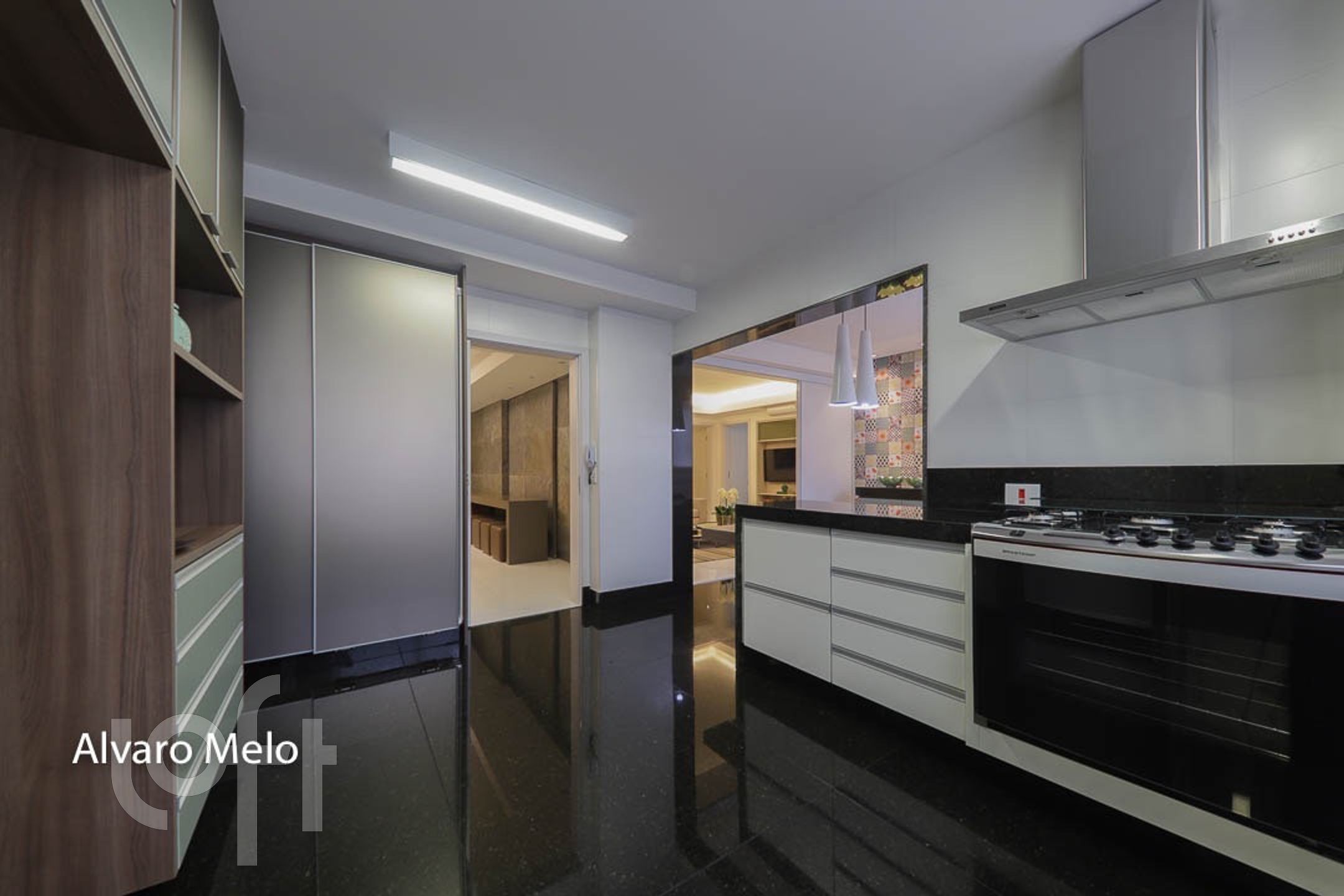 Apartamento à venda com 4 quartos, 260m² - Foto 26