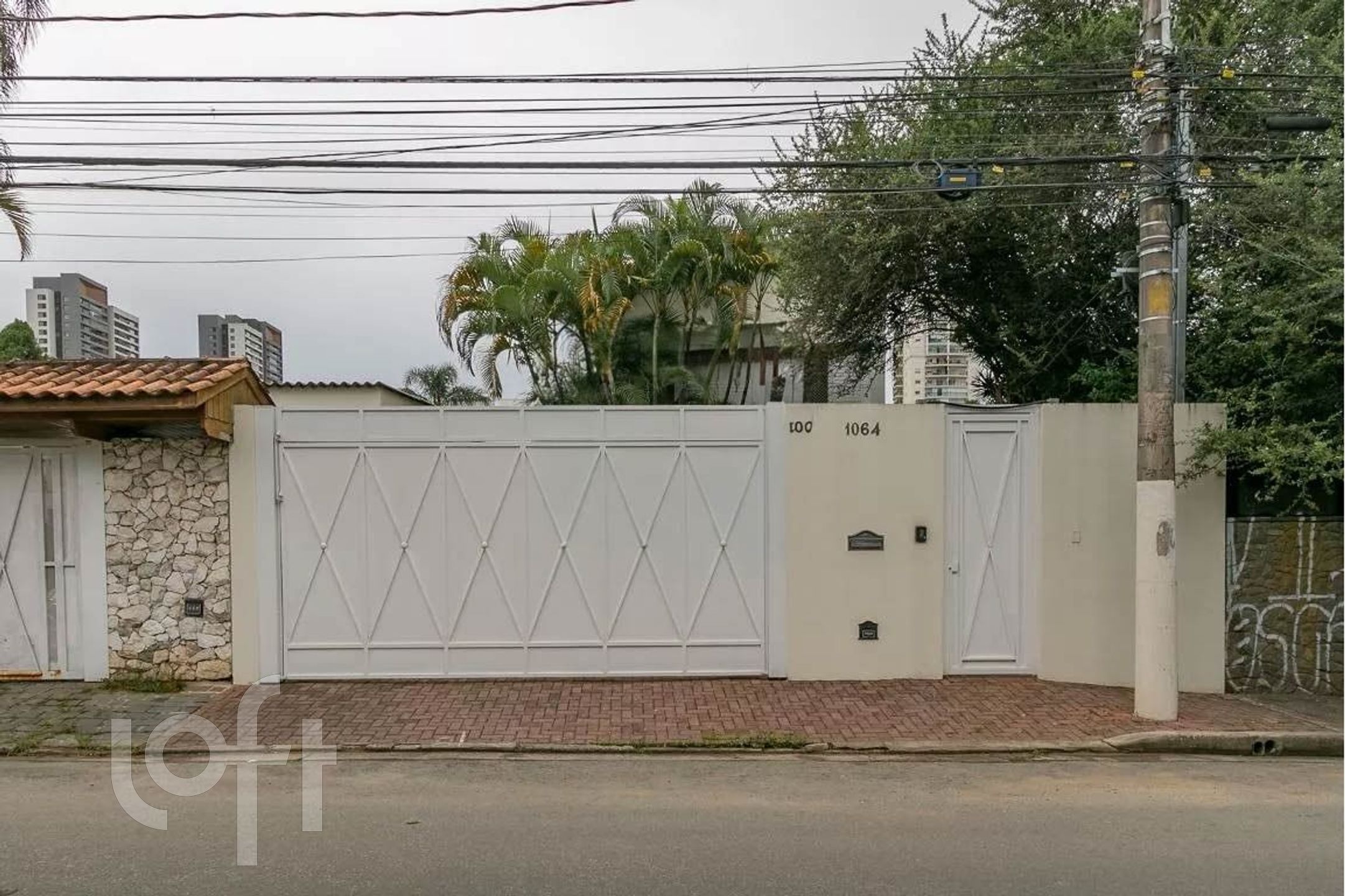 Imagem da propriedade PUepri71 72