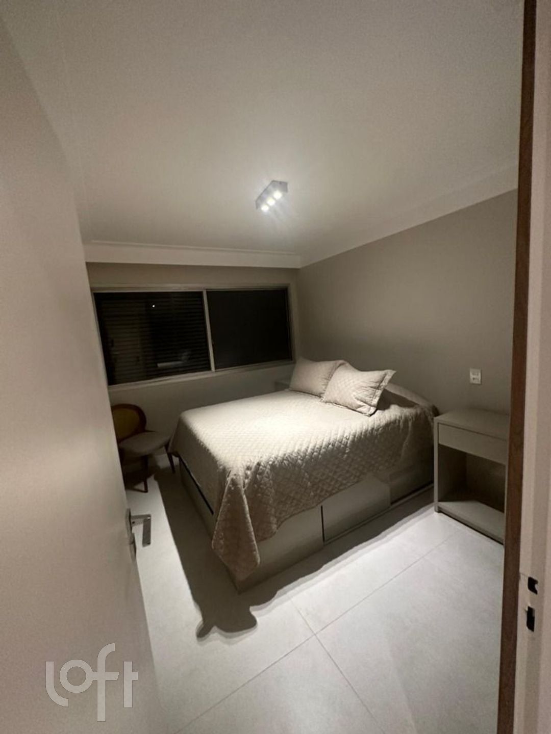 Apartamento à venda com 3 quartos, 100m² - Foto 12