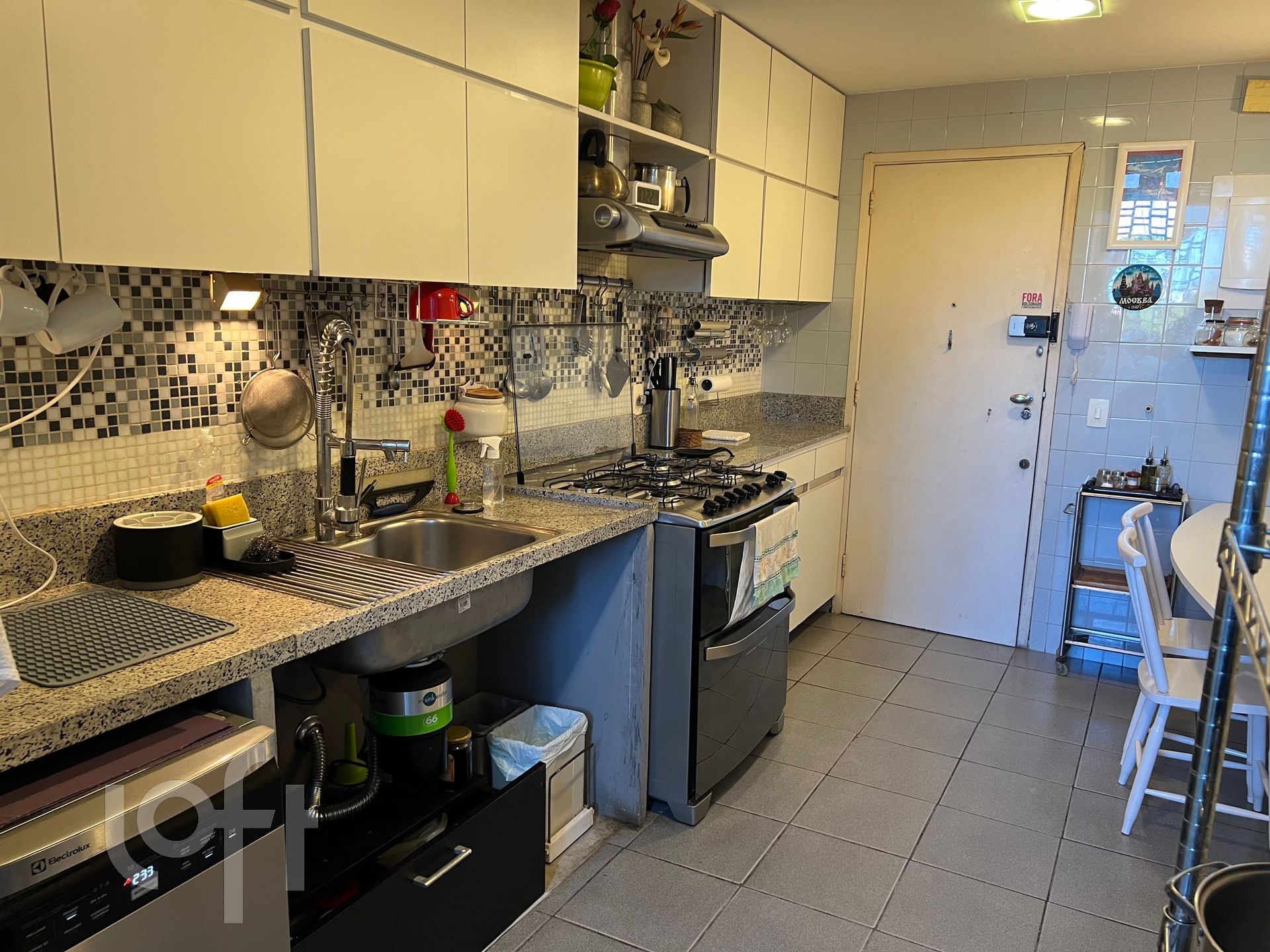 Apartamento à venda com 3 quartos, 90m² - Foto 7