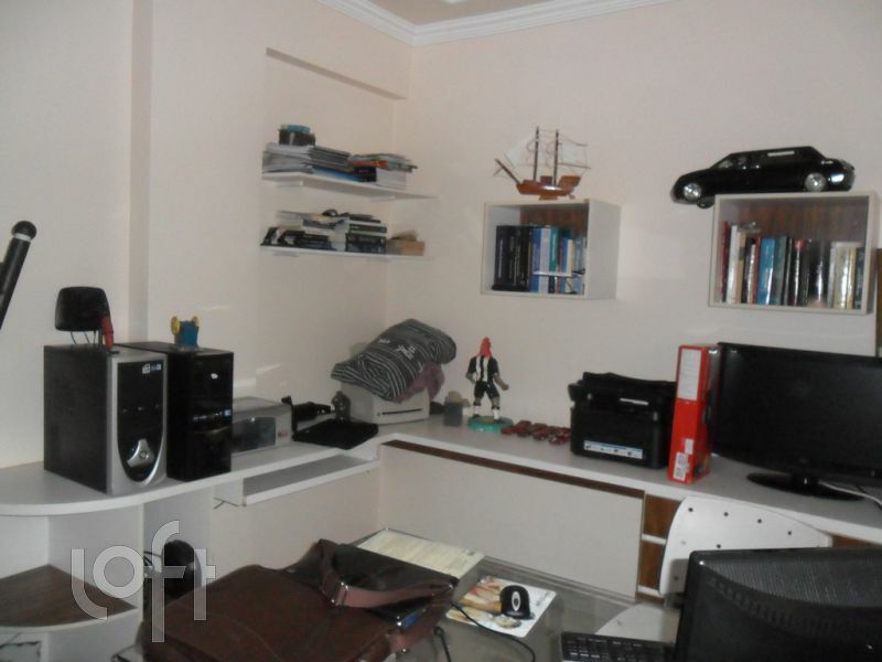 Apartamento à venda com 4 quartos, 222m² - Foto 12